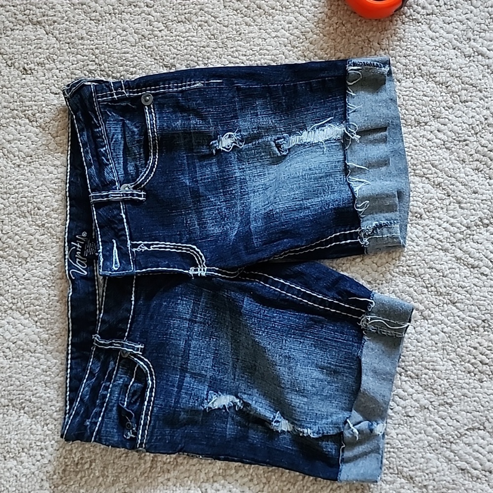 Vanity flap pocket factory distressed jean short sz28